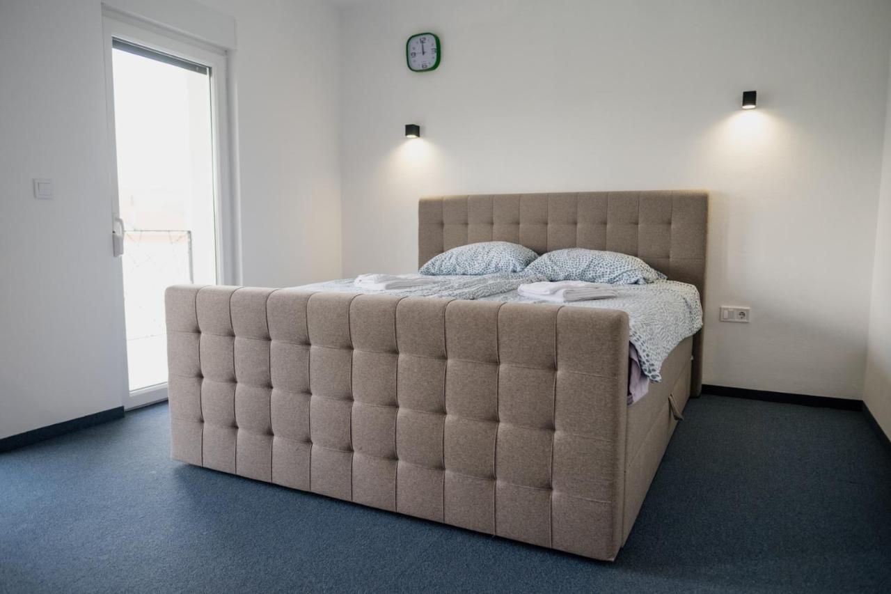 Ciom Apartment Matuzici Bagian luar foto